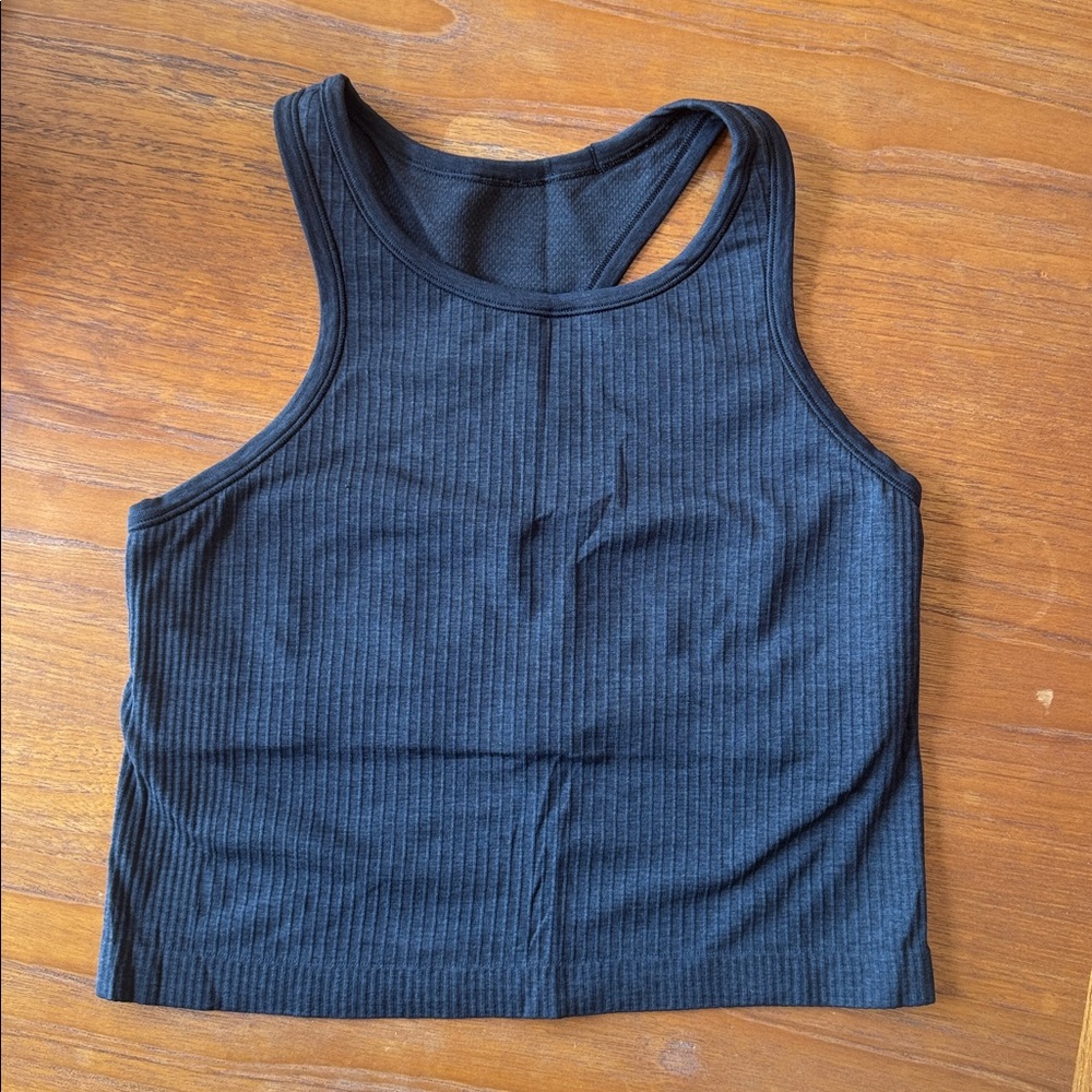 lululemon Ebb to Street Cropped Racerback Tank Top
Light Support, B/C Cup - Picture 3 of 6